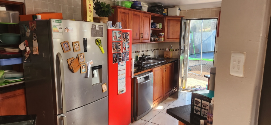 4 Bedroom Property for Sale in Dana Bay Western Cape